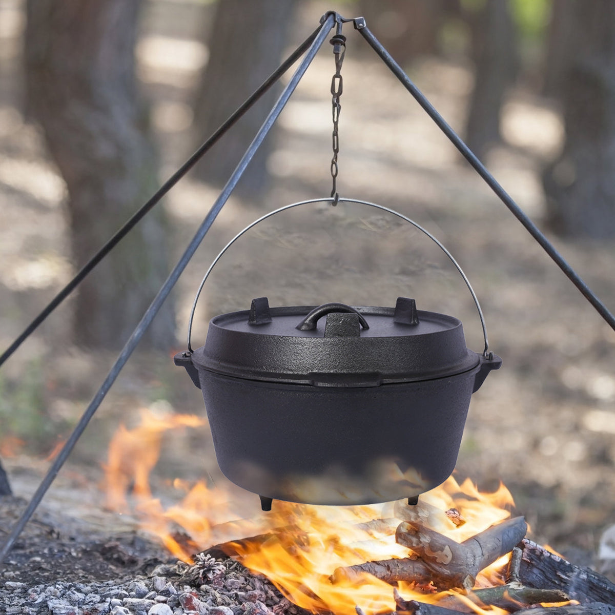 Cast Iron Camp Dutch Oven with Skillet Lid & Legs, 4.5 Qt