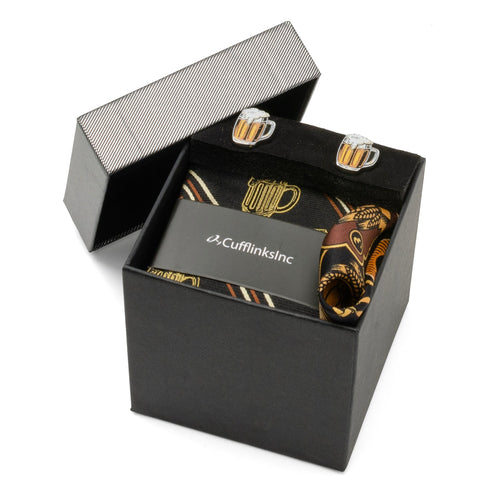 Beer mug cufflinks close-up