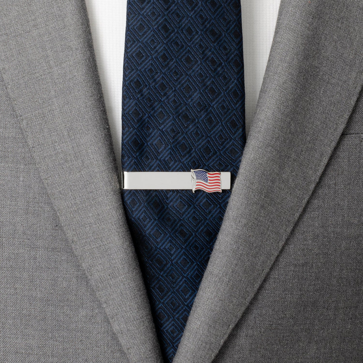 Waving American Flag Cufflinks & Tie Bar Gift Set