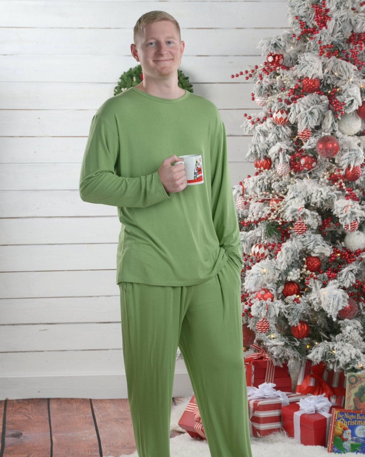Men's Matching Family Christmas Pajamas – Green