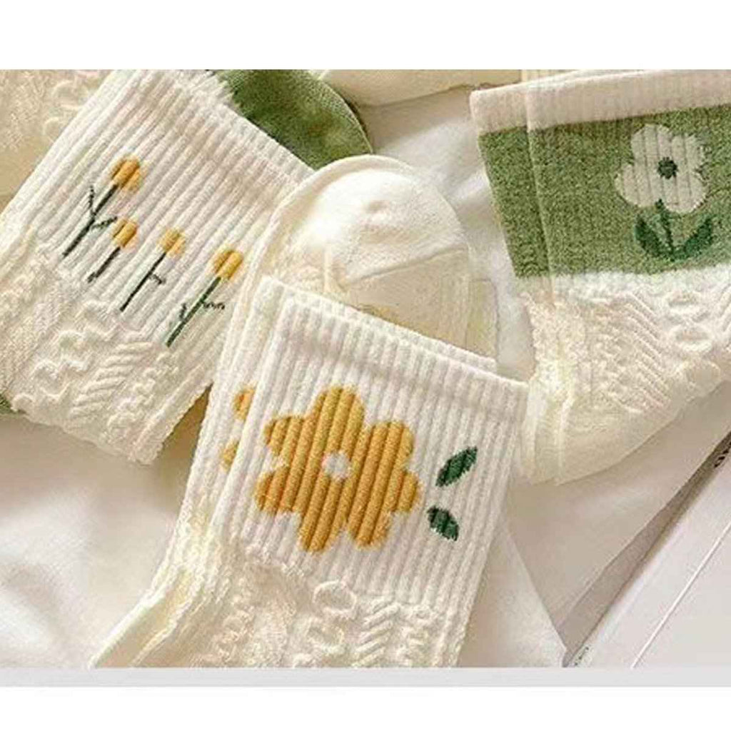 Women’s Floral Cotton Socks – 5 Pairs US Size 6–10 One Size Fits